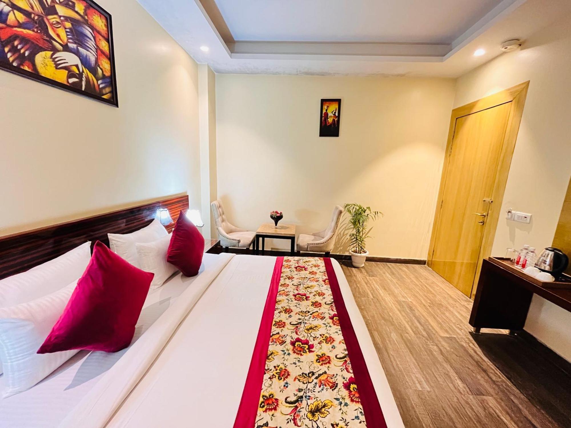 Hotel Banz Near Indira Gandhi Airport Delhi Nueva Delhi Exterior foto