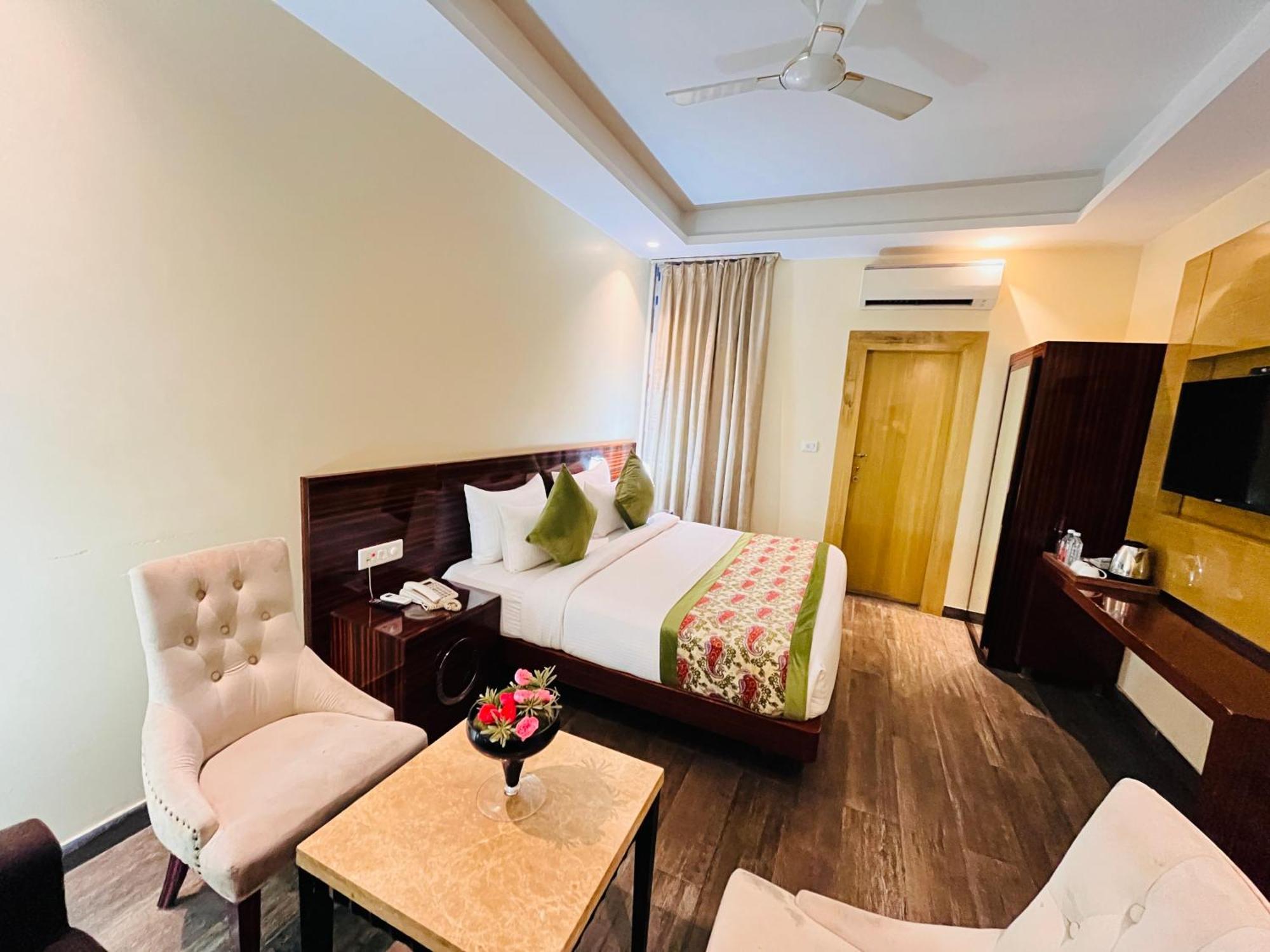 Hotel Banz Near Indira Gandhi Airport Delhi Nueva Delhi Exterior foto