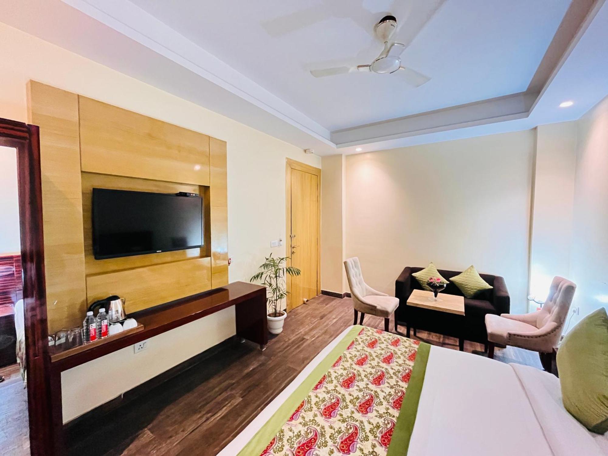 Hotel Banz Near Indira Gandhi Airport Delhi Nueva Delhi Exterior foto